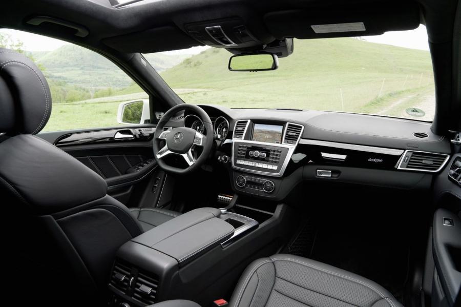  Mercedes-Benz GL63 AMG 2013 года  (фото 4 из 24)